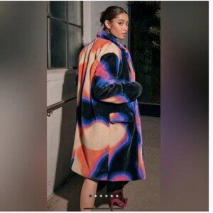 Forever21 Abstract Plush Longline Size M